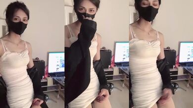 Ts叫鹤姐 -：嗯～中途我想打喷嚏了，就是那种冷漠啊，没兴致啊，就是机器一样的我，有没有哥哥想来帮我撸硬仙女棒，顺便吃一下丫~~